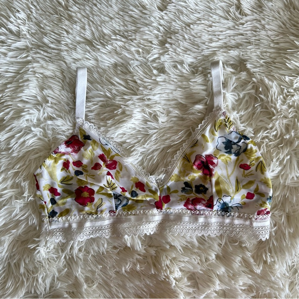 Auden Bralette - Floral, Lace 🌹